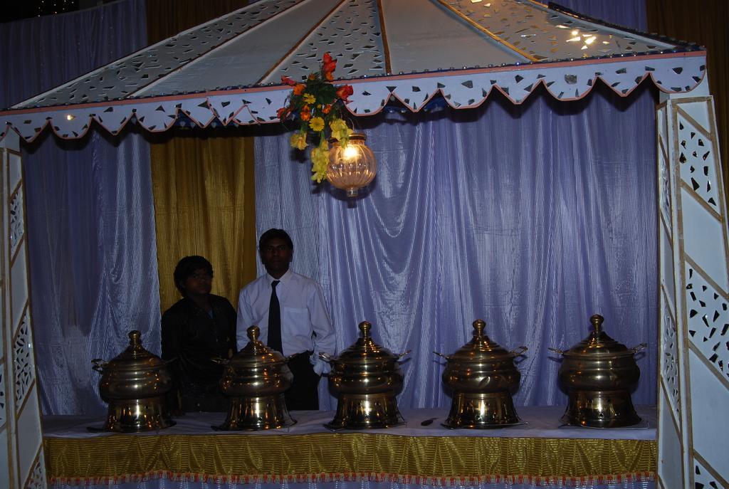 Hotel Bhawna Palace 3*